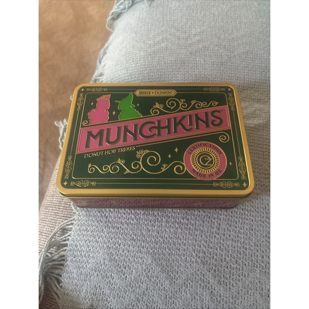 Limited Edition 💚 WICKED 🩷 Dunkin' Donuts Munchkin Tin Box 7 x 5 x 2"
